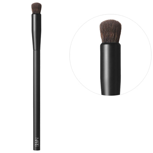 11 Soft Matte Complete Concealer Brush