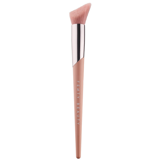 Cheek Hugging Highlight Brush 120